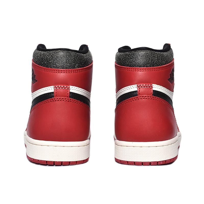 NIKE AIR JORDAN 1 RETRO HI OG NIKE AIR JORDAN 1 RETRO HI OG