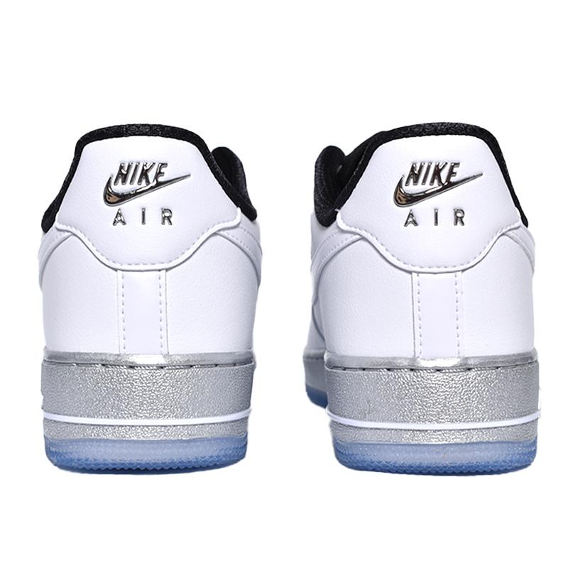 エア フォース 1 NIKE WMNS AIR FORCE '07 SE エア フォース 1 NIKE WMNS AIR FORCE '07 SE