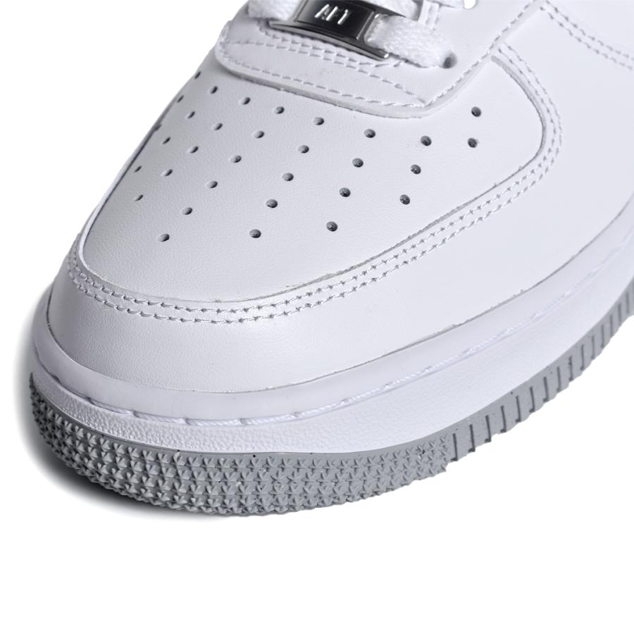 NIKE AIR FORCE 1 '07 NIKE AIR FORCE 1 '07