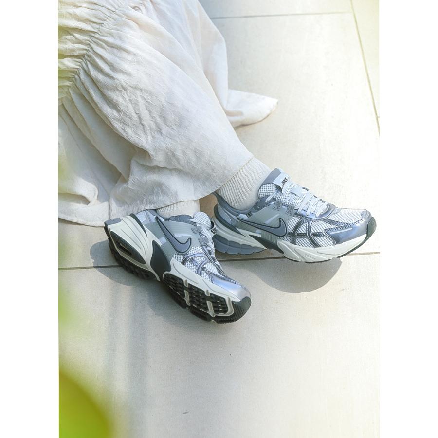 NIKE W V2K RUN NIKE W V2K RUN