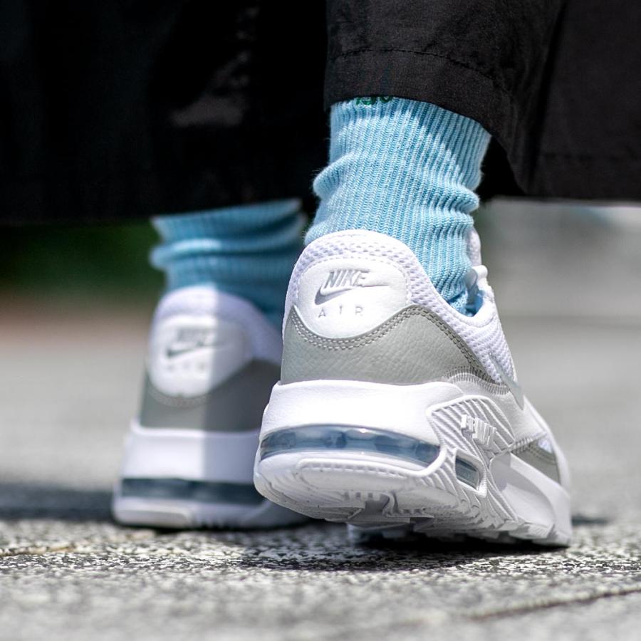 NIKE WMNS AIR MAX EXCEE NIKE WMNS AIR MAX EXCEE