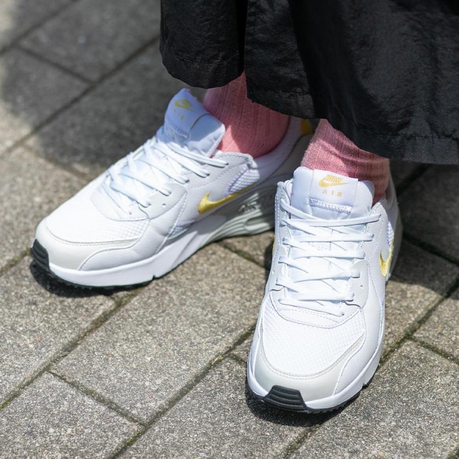 NIKE WMNS AIR MAX EXCEE NIKE WMNS AIR MAX EXCEE