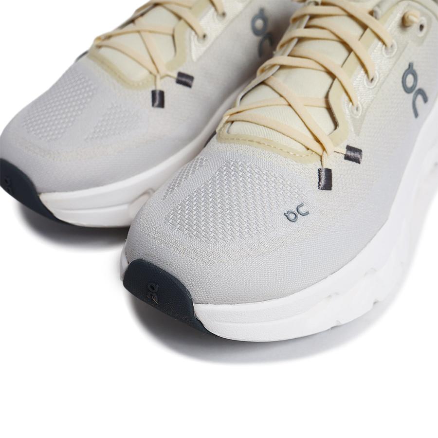 On オン クラウドティルト CLOUDTILT スニーカー CASTOR/PEARL