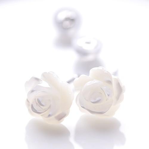 ピアス <br> ８mm白チョウ<br>バラ レディース 女性用 ジュエリー 華奢 アレルギーフリー