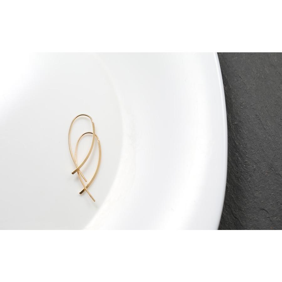 ピアス レディース フックピアス シンプル フープ 18k K18YG hineri 