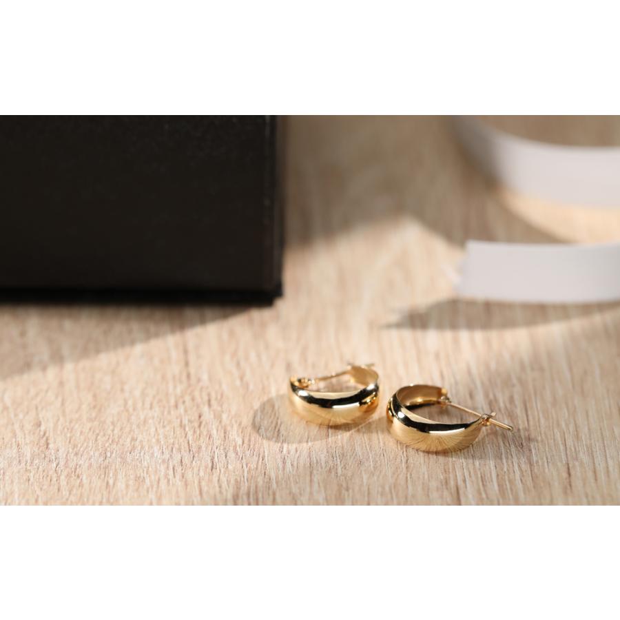 ピアス レディース フープピアス 幅広 細 太 月甲丸 月甲ピアス 18k K18 ツキコウピアス ムーンピアス ゲッコーピアス 月甲 甲丸の画像