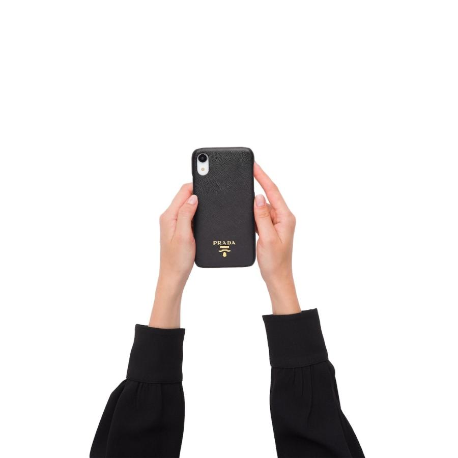 プラダ Prada Iphone 冬 春 Xr Iphonexr ブランド アイフォンケース ネロ ブラックゴールド レザー 1zh0qwaf0002prada1zh0qwaf0002 ブランドショップprecious