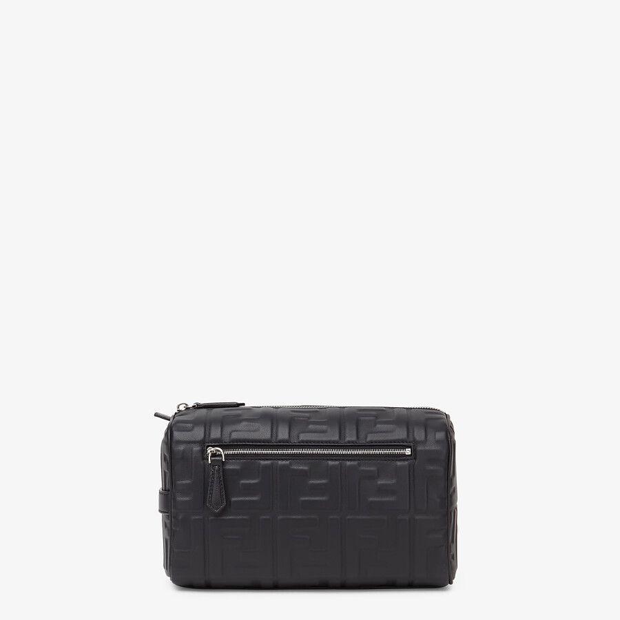 日本製 フェンディ Fendi バッグ バック クラッチバッグ ブラック シルバー レザー エンボス ロゴ 独創的 Zoetalentsolutions Com