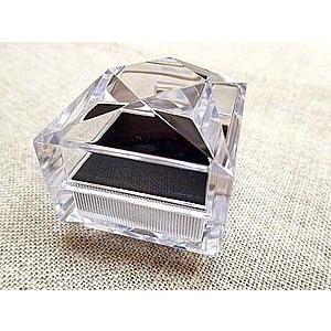 クリスタルのような透明感 ガラス リングケース 指輪ケース ピアス