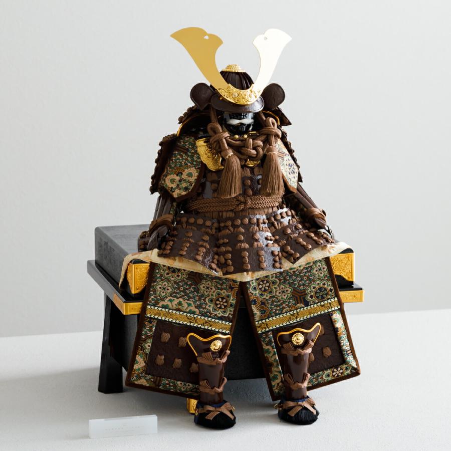 五月人形 コンパクト おしゃれ 鎧飾り 鎧 モダン 高級 5月人形 PREFER CLASSIC 5号鎧 ブラウン 中鍬形 | ぷりふあ | 03