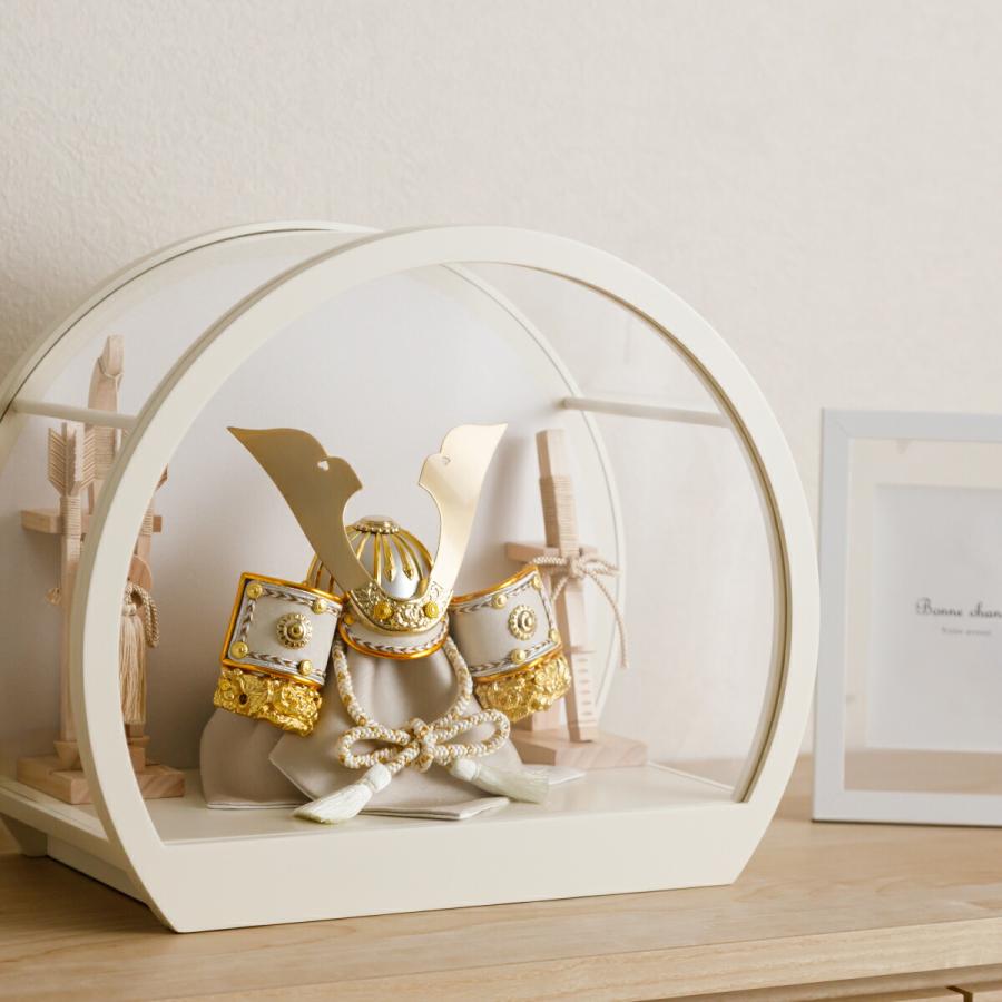 【2025年度モデル】五月人形 ケース飾り コンパクト おしゃれ インテリア 兜 モダン 5月人形 今どき 兜飾り ROITOKA 金鍬兜 丸型ケース飾り- | ぷりふあ | 04