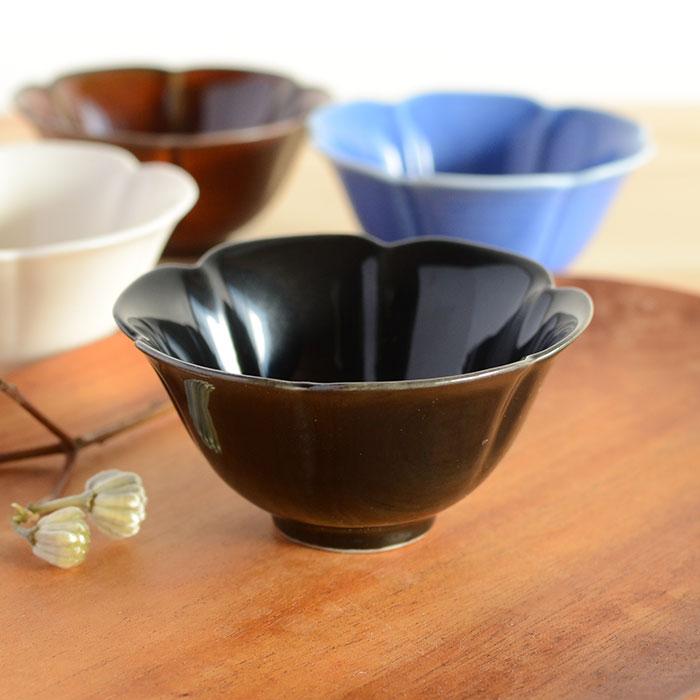 森修焼（しんしゅうやき） 輪花小鉢 黒 | 