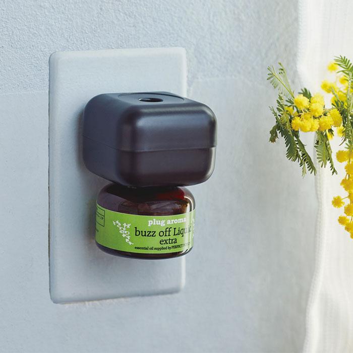 たかくら新産業 plug aroma（プラグ アロマ） バズオフ リキッド エクストラ　 セット(プラグ付き）25ml | 