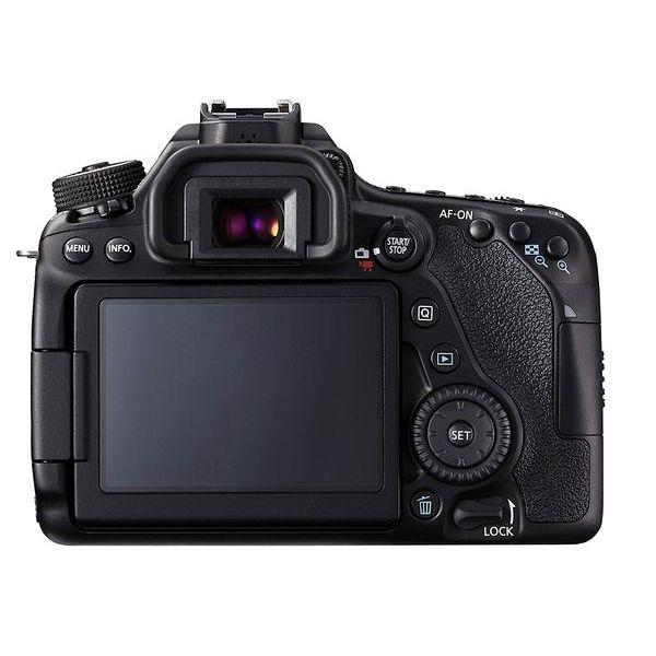 ⭐️極美品⭐️ Canon EOS 80D ボディ　完動品 キヤノン（Canon） Canon EOS 80D ダブルズームセット 美品 SDカード
