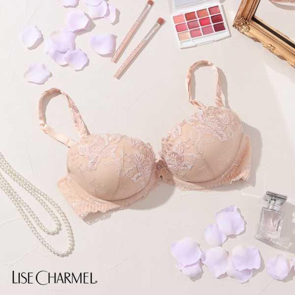10%OFF セール リズシャルメル LISE CHARMEL ブラジャー モールドカップブラ FLEUR CITADINE 都会の花 レディース 下着 インポート 高級 ランジェリー ギフト セ