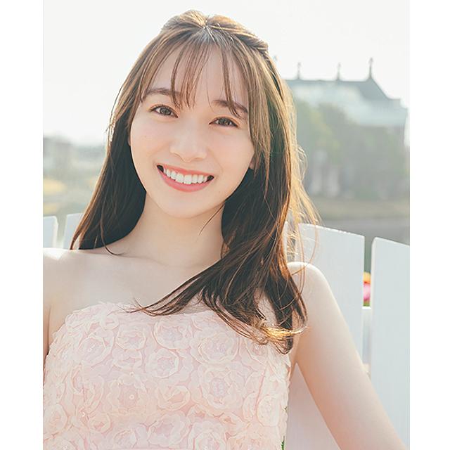 守屋麗奈写真集「笑顔のグー、チョキ、パー」(櫻坂46 守屋麗奈 1st写真