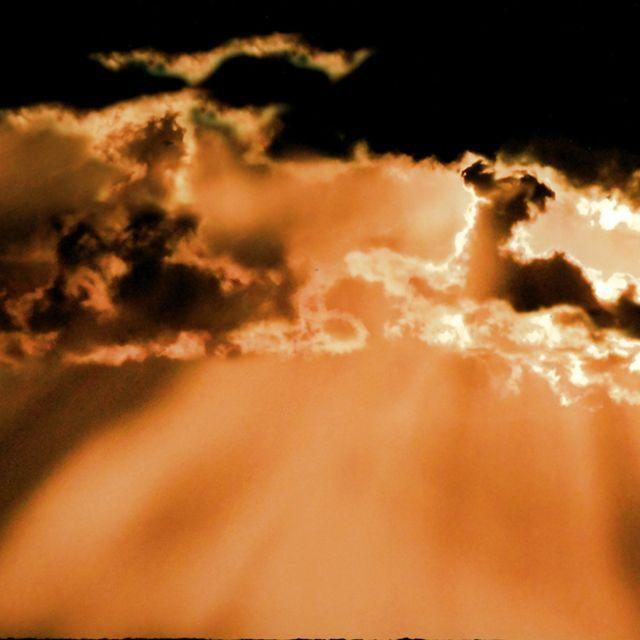 開運祈願 縁起の良い写真（幸運をもたらす奇跡の写真 天女) 龍 龍神