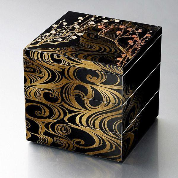 重箱「香琳6.0寸三段重（黒内朱）」 (日本製 おせちお重箱 漆器 18cm