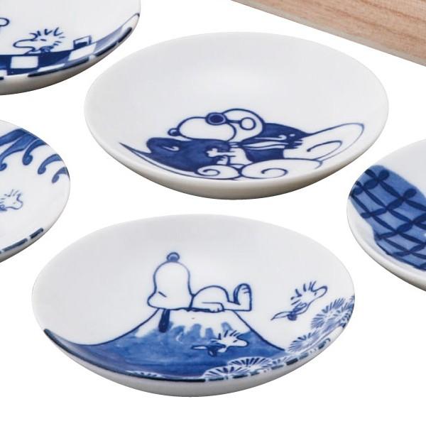 スヌーピー木箱入り染付豆皿揃2018 (SNOOPY 小皿5枚セット レンジOK 食