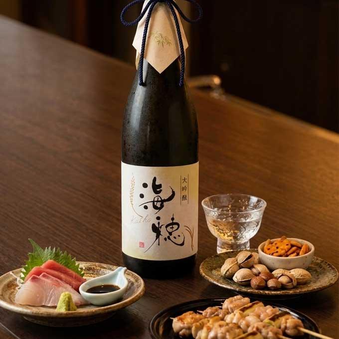 大吟醸原酒  海穂 720ml 越淡麗100％使用 精米歩合40％ 新潟県産 日本酒 化粧箱入り ギフト 贈答 プレゼント お祝い 父の日 お歳暮 お中元 冷酒おすすめ |  | 04