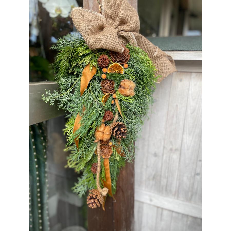 スワッグ 秋 飾り方 お祝い ドライフラワー おしゃれ スワッグとは