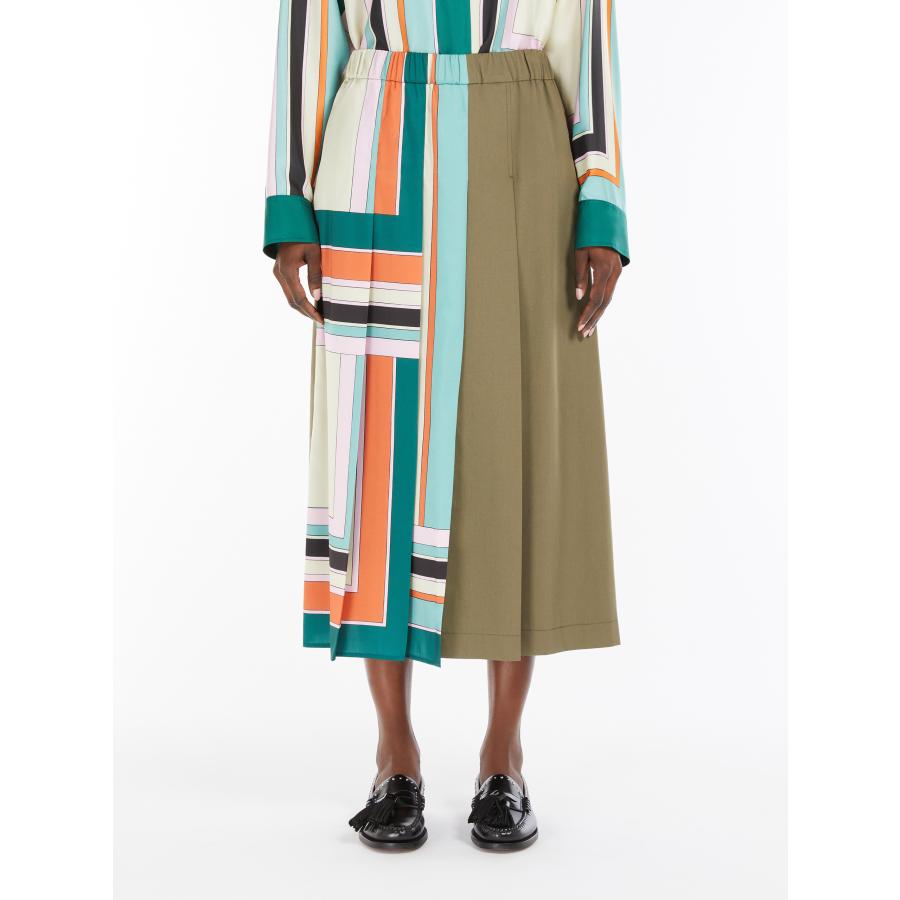 MAXMARA WEEKEND LINE（マックスマーラウィークエンドライン