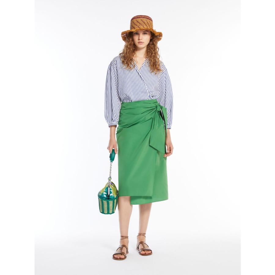 MAXMARA WEEKEND LINE（マックスマーラウィークエンドライン