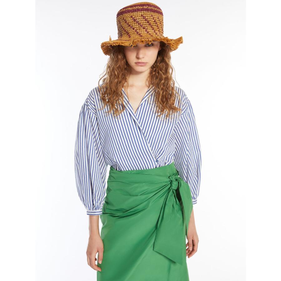 MAXMARA WEEKEND LINE（マックスマーラウィークエンドライン