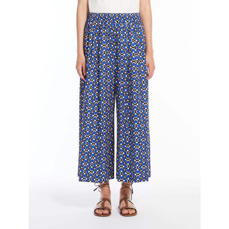 MAXMARA WEEKEND LINE（マックスマーラウィークエンドライン 