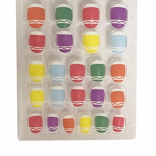 クレヨラ ネイルチップ ネイルシール セット 14101 ネイル クレヨン crayola キッズコスメ インポート 輸入品 おもちゃ カラフル マルチカラー |  | 02