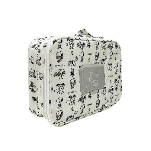 Seepo シーポ おしりふきシートケース付 ポーチ スヌーピー オムツ入れ 収納 バッグ ディズニー ミッキー ミニー かわいい キャラクター グッズ Pretzel Net Yahoo 店 通販 Yahoo ショッピング