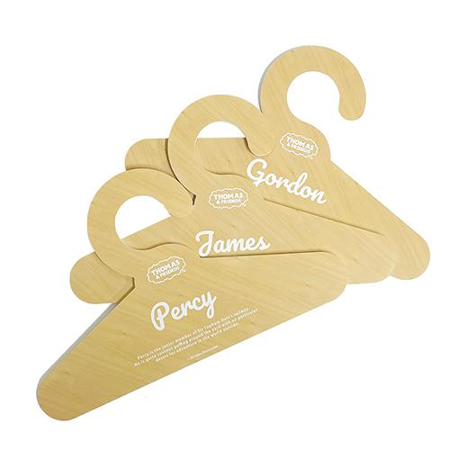 きかんしゃトーマス キッズ用 スチレンボード ハンガー ( ナチュラル