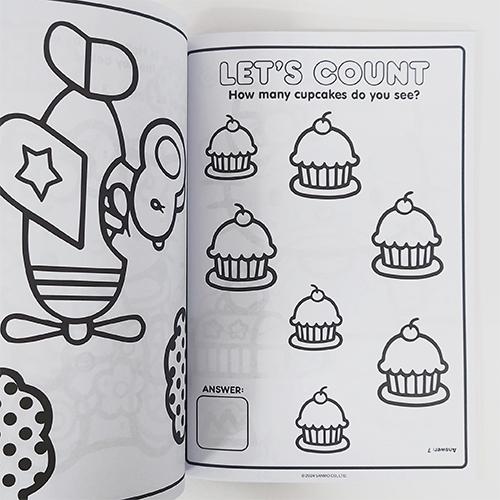 ハローキティ ぬりえ & アクティビティーブック クレヨン シール付き