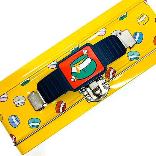 くまのプーさん ティン ボックス ( イエロー × ブラック ) 20092a トランク バッグ 缶 プーさん ディズニー キャラクター グッズ 雑貨 輸入品 Tin Box |  | 02