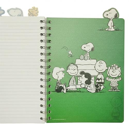 スヌーピー リングノート ダイカット タブ付き 96シート 21267 ノート 罫線 横罫 インデックス PEANUTS ピーナッツ 文房具 文具 日記帳 Snoopy Journal 輸入 |  | 05