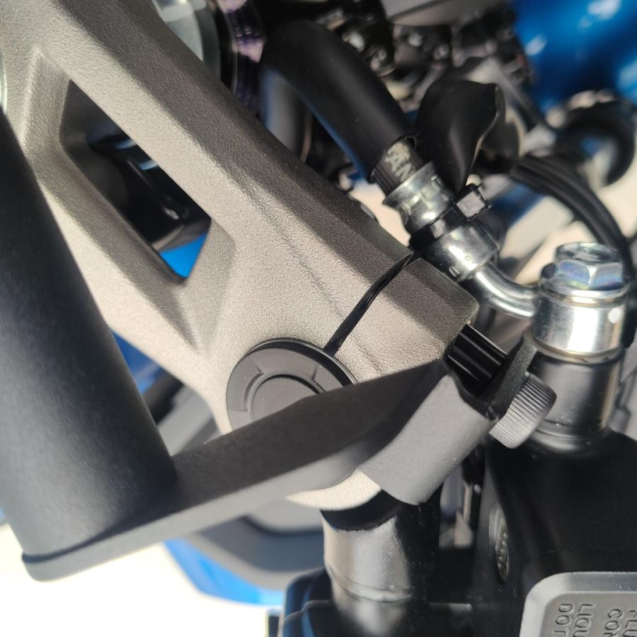 GSX-R125 ハンドルマウントステー R150 SUZUKI マルチバーホルダー