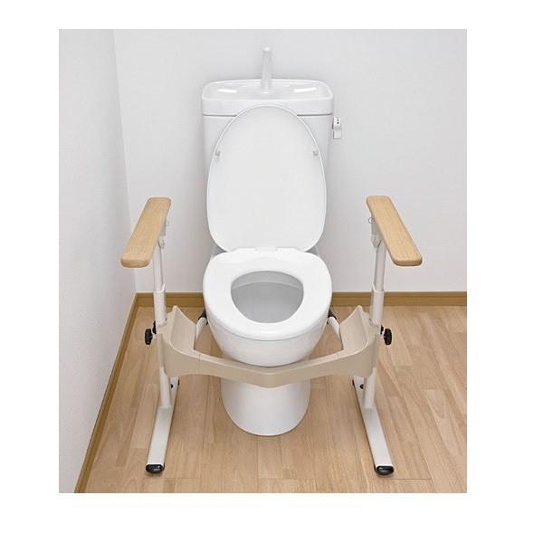 トイレ 手すり 安寿 洋式トイレ用フレームS はねあげR2 スチール 木製ひじ掛け 533-087 立ち上がり 補助 介護