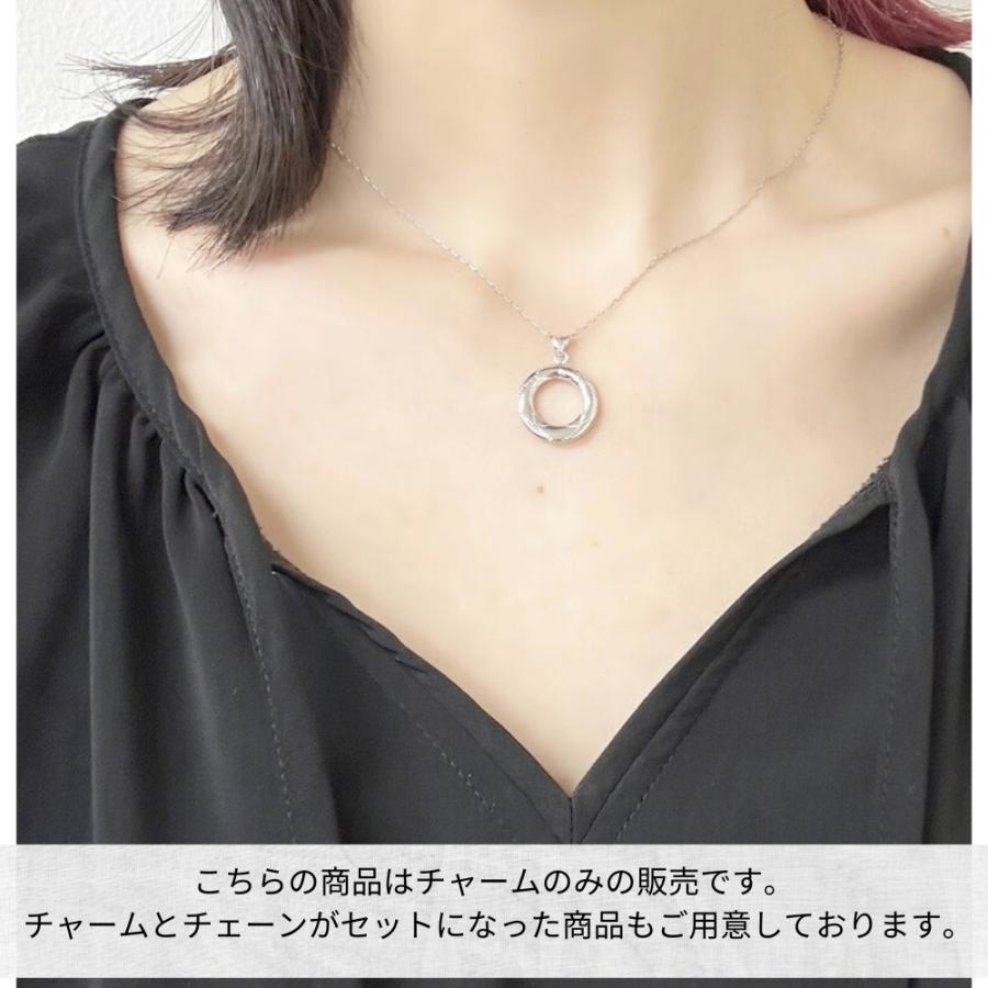 UNOAERRE ホワイトゴールド　ペンダントトップ UNOAERRE K18ホワイト ゴールドデザインペンダントトップ 28870 | UNOAERRE