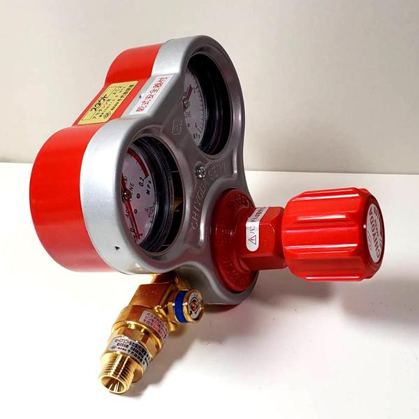 即納】千代田精機 スタウト アセチレン圧力調整器 AC2溶断器用 即納】千代田精機 スタウト アセチレン圧力調整器 AC2溶断器用