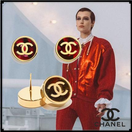 値引きする ピアス シャネル おしゃれ ピンク 金 メタル ロゴ Cc 21ss 超入手困難 海外限定 ピアス Chanel シャネル レア レディースアクセサリー