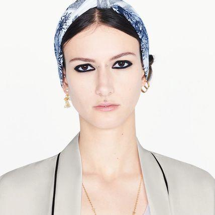 A7人気シール帳 【価格交渉可能です】ディオール DIOR 30 MONTAIGNE CD ピアス ゴールド 【VQ1723684973】(62049円)