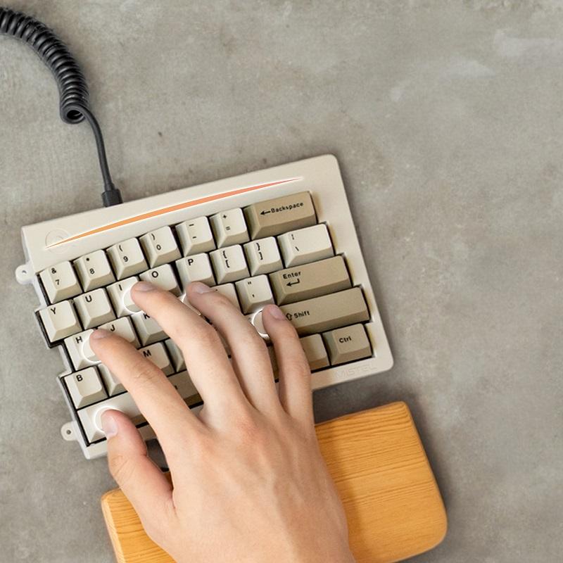 【再生品・保証なし・箱無し】【訳あり】Mistel Barocco MD600 Alpha Rhino 無線 キーボード 英語 US 配列 静音赤軸 クリア軸 OML-MD600ABT-Uシリーズ ミステル | MISTEL | 04