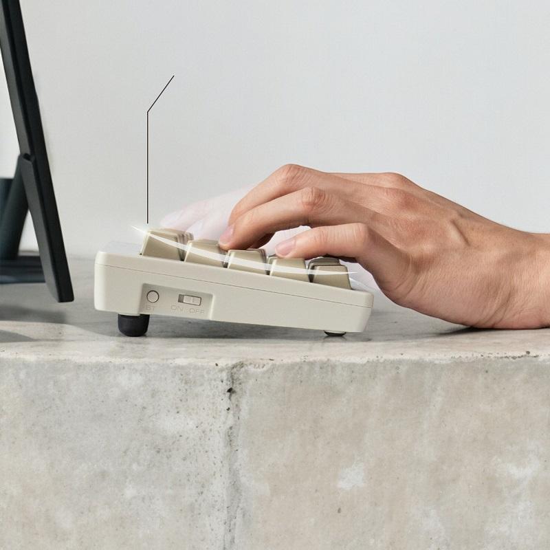 【再生品・保証なし・箱無し】【訳あり】Mistel Barocco MD600 Alpha Rhino 無線 キーボード 英語 US 配列 静音赤軸 クリア軸 OML-MD600ABT-Uシリーズ ミステル | MISTEL | 06