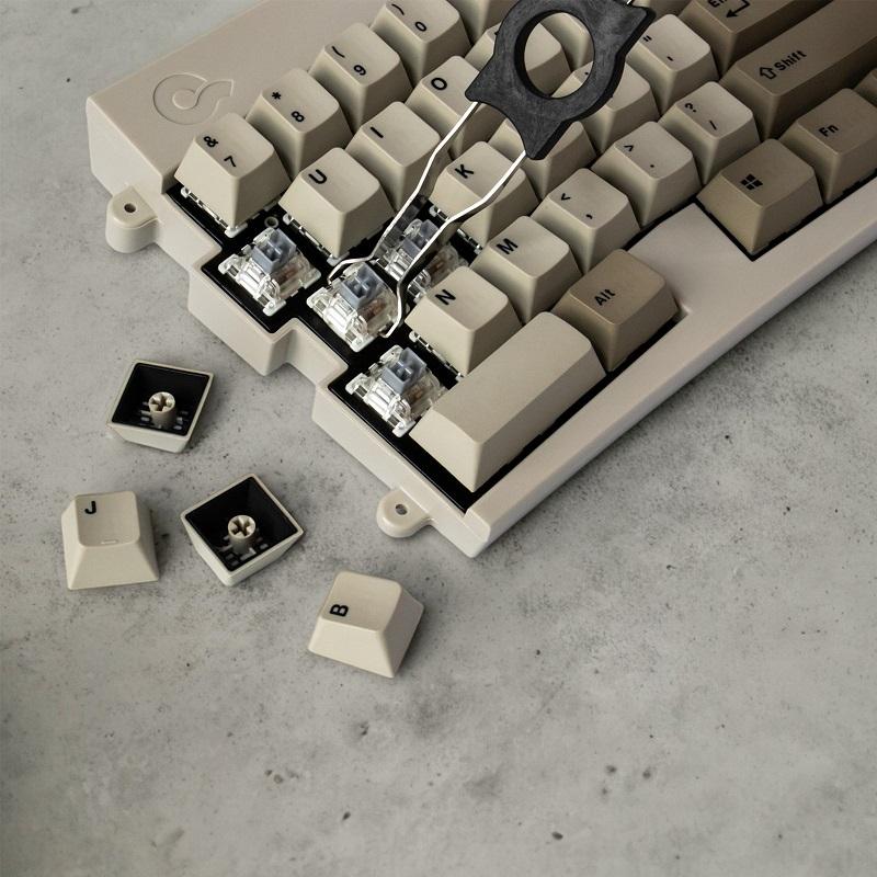 【再生品・保証なし・箱無し】【訳あり】Mistel Barocco MD600 Alpha Rhino 無線 キーボード 英語 US 配列 静音赤軸 クリア軸 OML-MD600ABT-Uシリーズ ミステル | MISTEL | 08