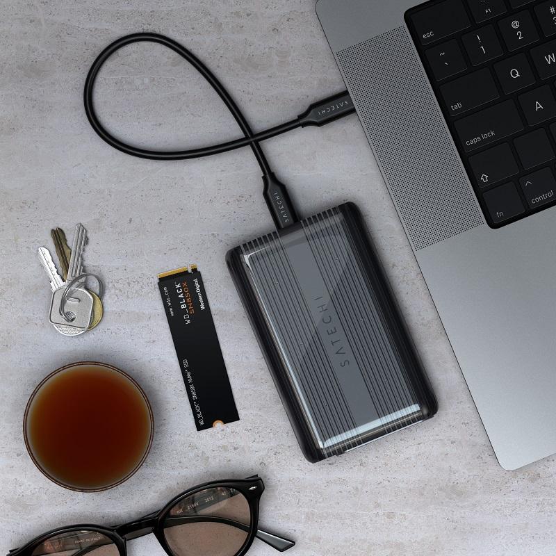 Satechi USB4 NVMe SSD Pro Enclosure エンクロージャー PST-EU4NPM サテチ ケース 工具不要 mac win linux 高速 2年保証 | SATECHI | 10