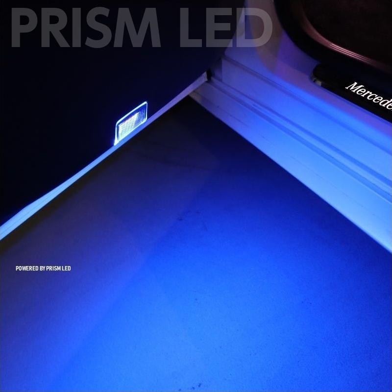 ベンツ Cクラス W205 セダン LED カーテシ ユニット交換タイプ ベンツ Cクラス W205 セダン LED カーテシ ユニット交換タイプ