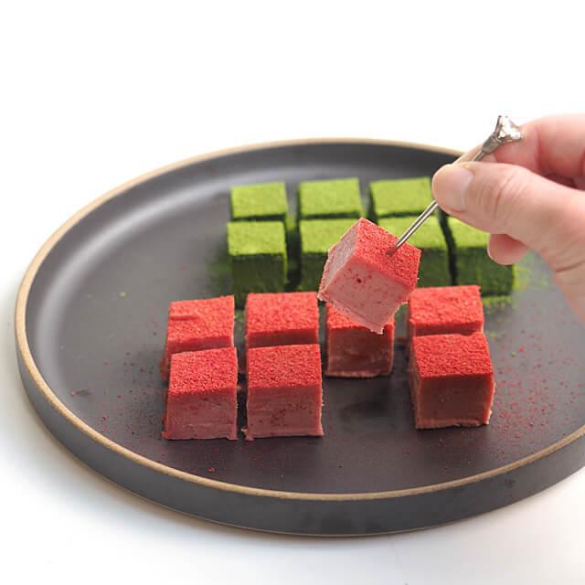 【冷蔵】明治 彩味（いちご）2kg 取寄 冷蔵 明治 彩味いちごチョコレート 2kg : プロフーズYahoo