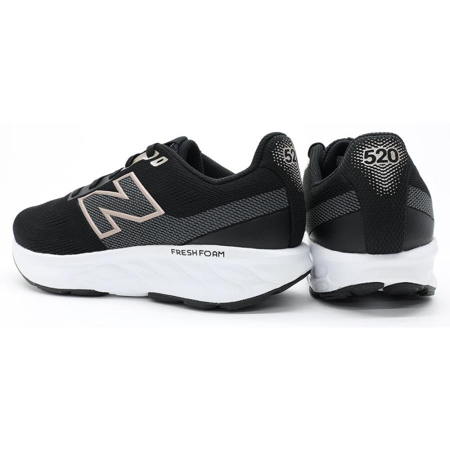 New Balance（ニューバランス） 衝撃吸収 クッション 軽量 レディース