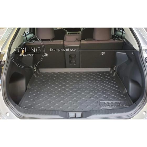 トヨタ（TOYOTA） ヤリスクロス専用トランクトレイ t28 R2/8月