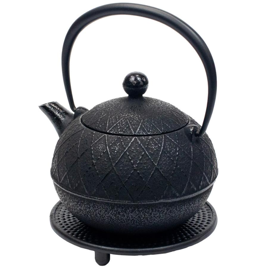 南部鉄瓶 及春 0.6L 鉄瓶 瓶敷 セット アーガイル 南部鉄器 及春鋳造所 日本製 直火OK 鉄 急須 |  | 09